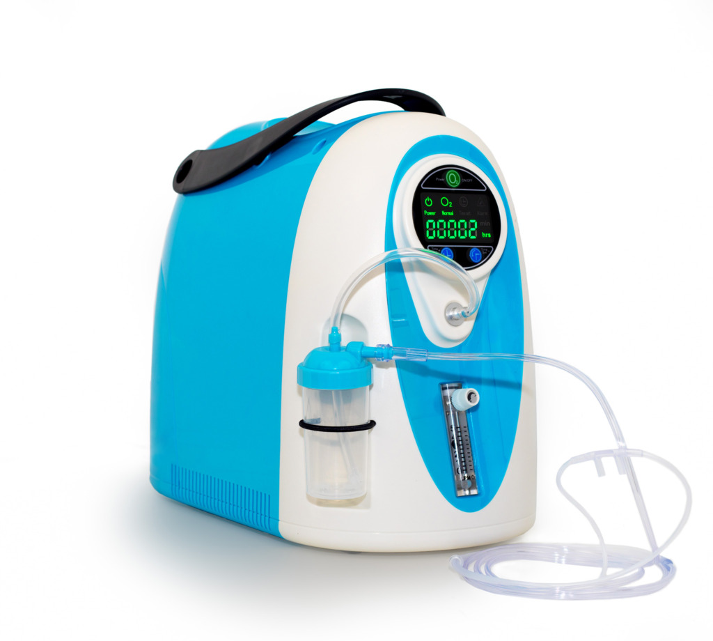 Parametry techniczne: - Waga 7kg - Pobór mocy 190W - Poziom głośności: 40dB - Zawartość procentowa tlenu 1-5 l/min 93%±3%